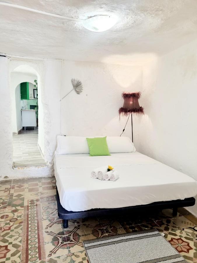 Apartamentos La Cueva Paterna Dış mekan fotoğraf